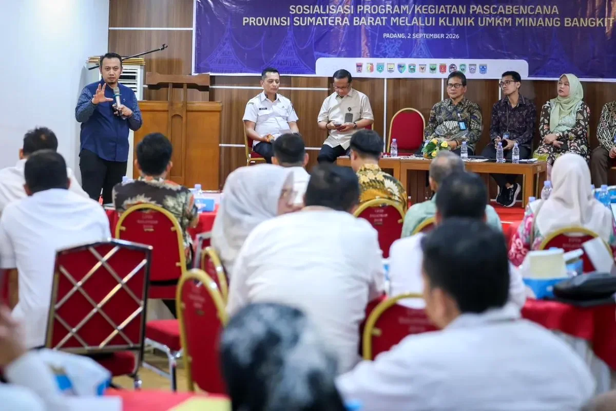 Kementerian UMKM melaksanakan Sosialisasi Program/Kegiatan Pascabencana di Provinsi Sumatera Barat, Padang, Rabu (2/9/2026), (Gambar: Antara)