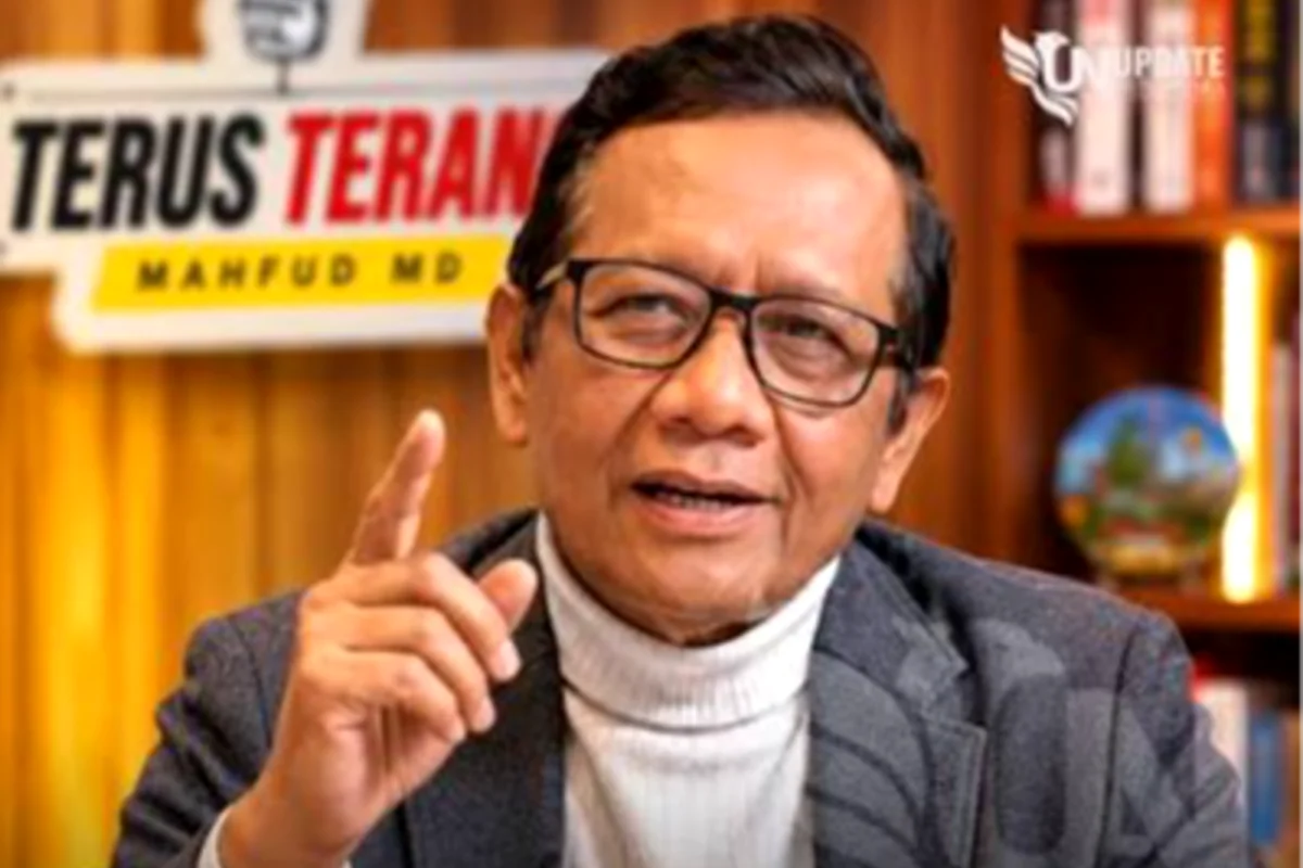 Mahfud MD: Nusron Sebaiknya Mundur. KPK Jangan Takut Periksa Dia