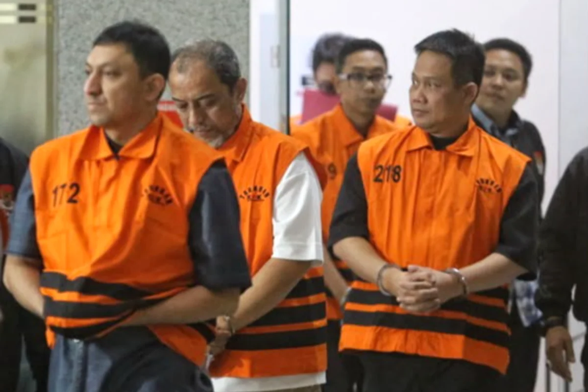 Para tersangka kasus suap Summareco yang ditahan KPK.n