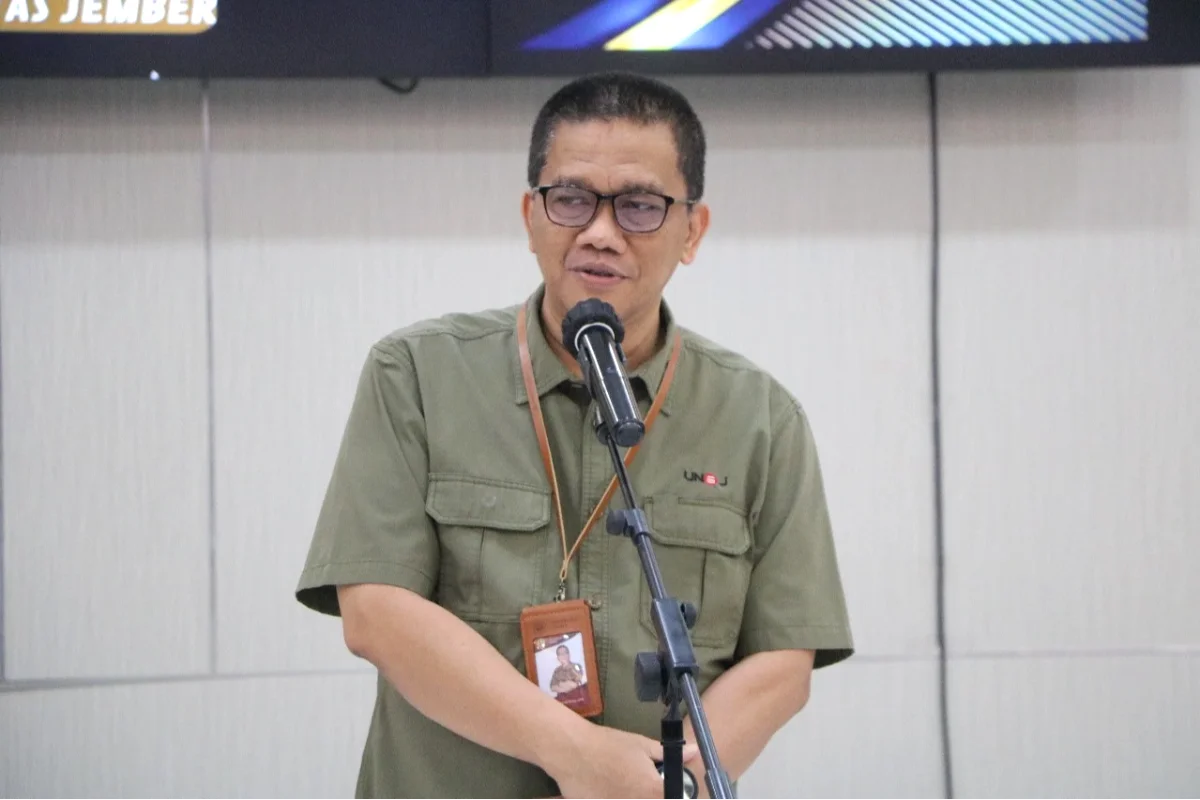 Rektor Unej, Iwan Taruna