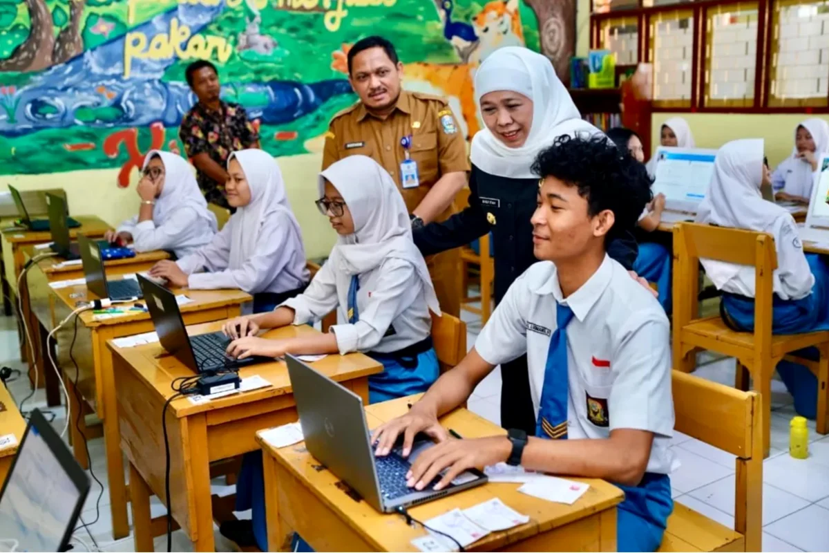 438.126 Murid SMA/SMK/SLB di Jatim Ikut TKA